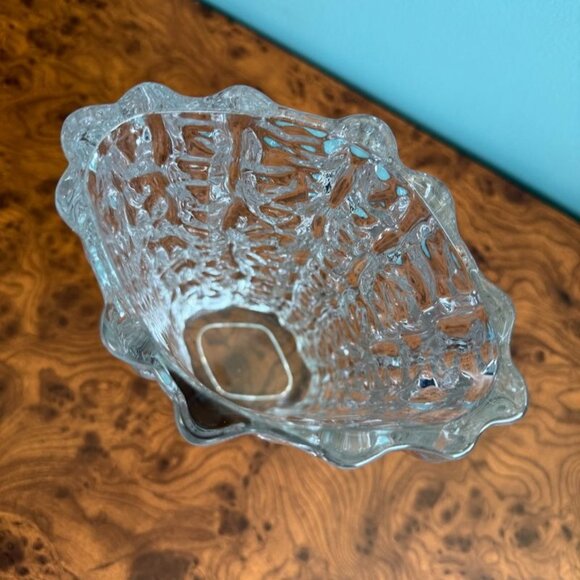 Vintage Mikasa Frostfire Clear Textured Solid Glass Vase 9.5" Tall Diamond Shape - Picture 3 of 11